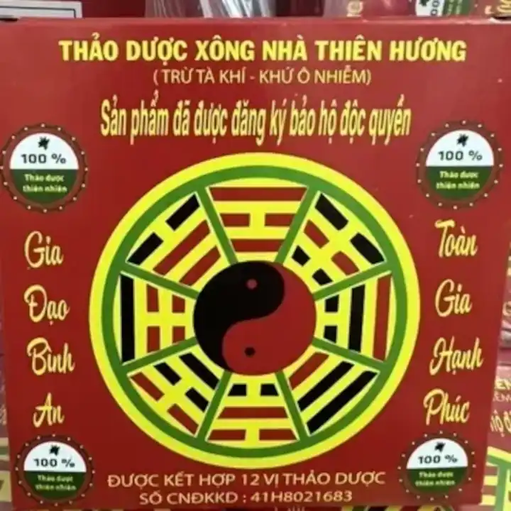 Bột xông nhà thảo dược Huy Nguyễn Thiên Hương dùng trong các dịp tân gia, nhập trạch, khai trương hoặc làm thơm không gian sống theo tập quán dân gian.
