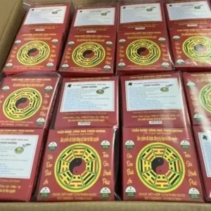 Bột xông nhà thảo dược Huy Nguyễn Thiên Hương dùng trong các dịp tân gia, nhập trạch, khai trương hoặc làm thơm không gian sống theo tập quán dân gian.