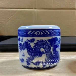 Bát hương sứ Bát Tràng đôi rồng phun ngọc với hai kích thước 8cm và 10cm, phù hợp bàn thờ gia tiên, bàn thờ Thần Tài và không gian thờ cúng trang nghiêm